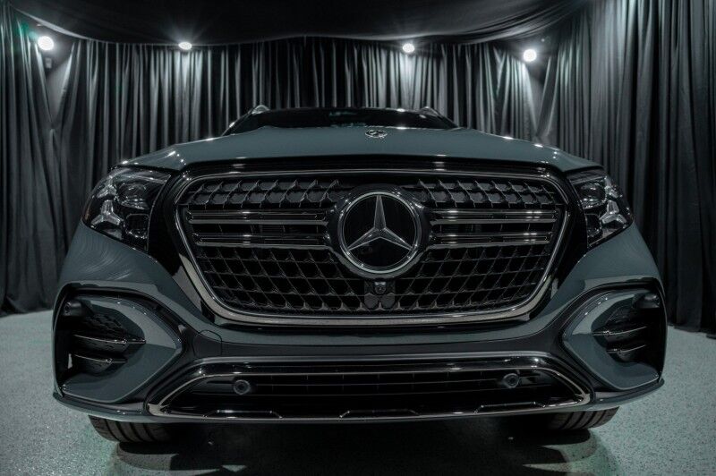 2027 Mercedes-Benz GLS 450 4MATIC&reg; SUV