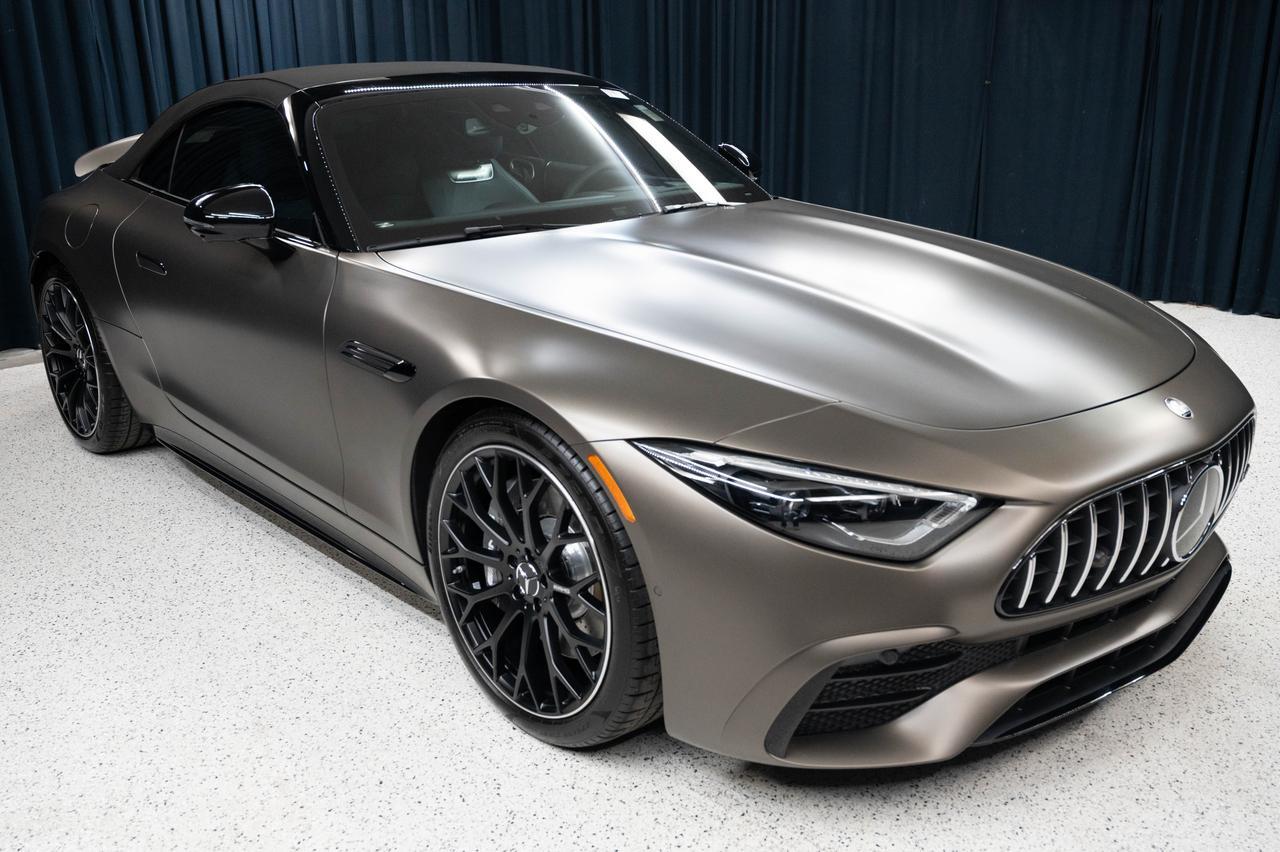 2027 Mercedes-Benz SL-Class AMG&reg; SL 43 Roadster