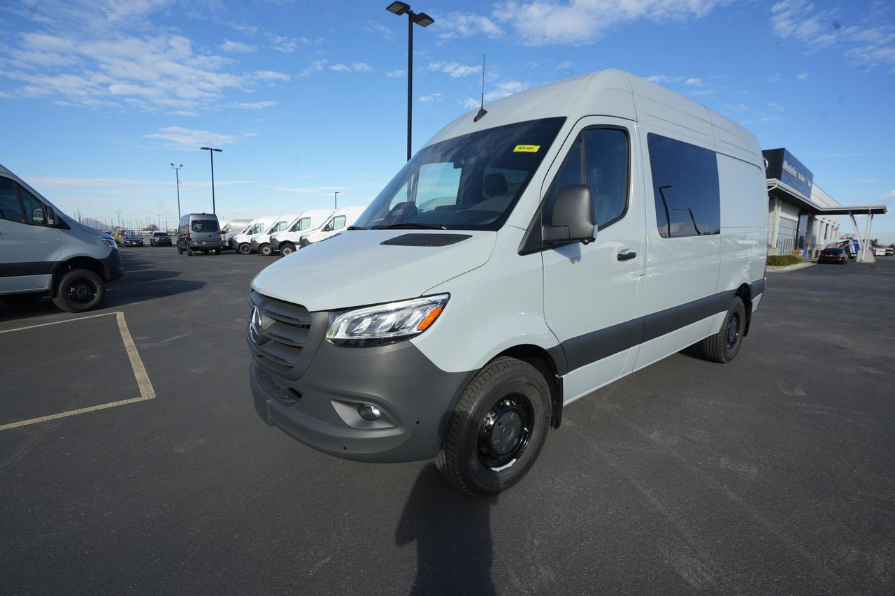 New 2027 Mercedes-Benz Sprinter 2500 Crew 144 WB