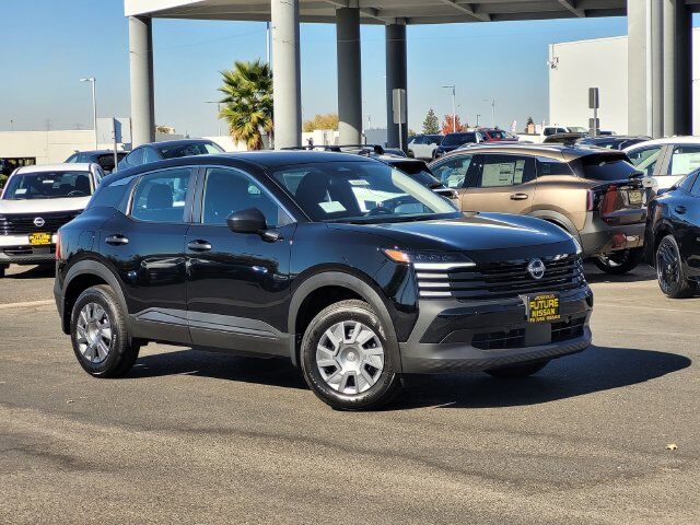 2027 Nissan Kicks S