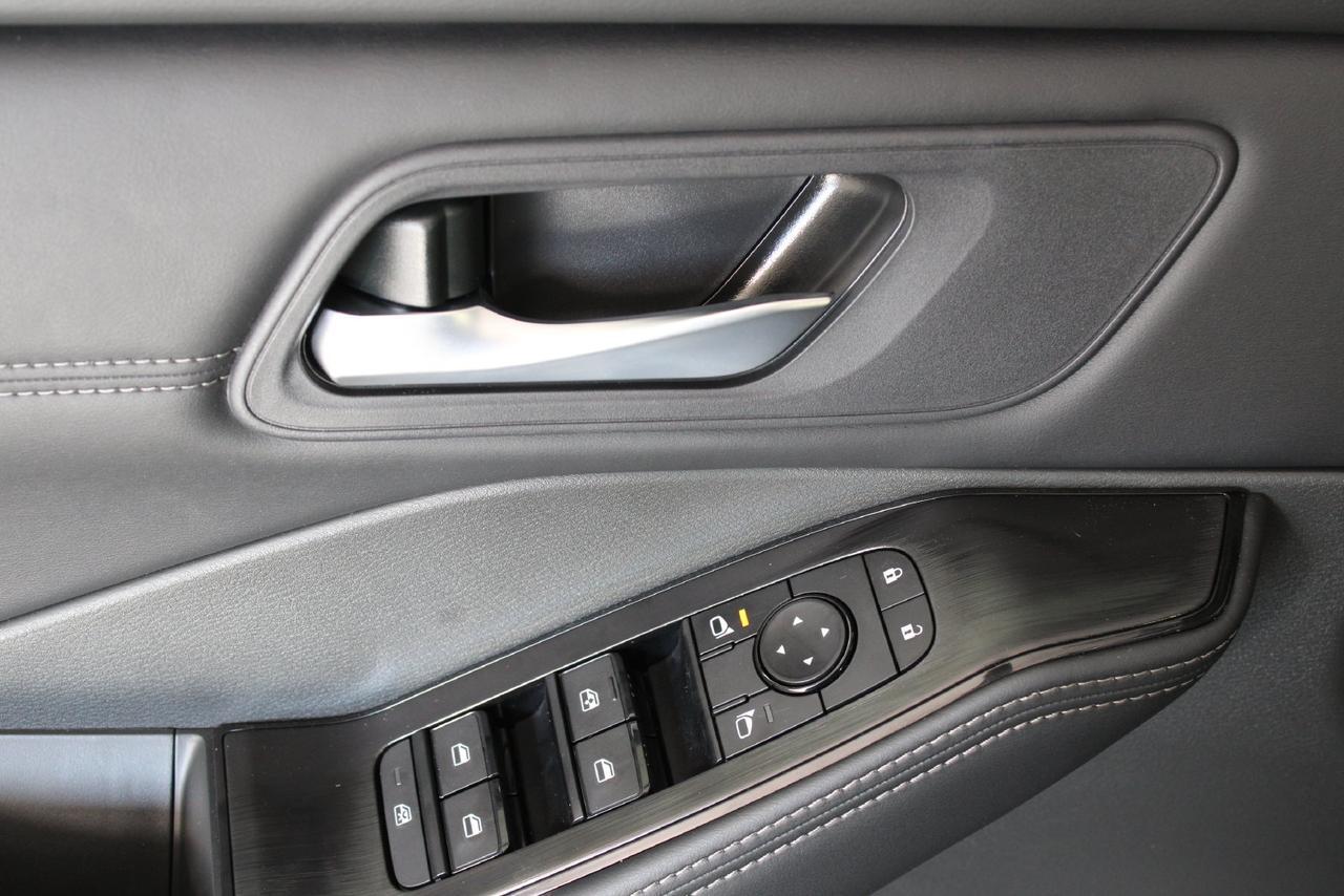 2027 Nissan Rogue Dark Armor Manassas VA