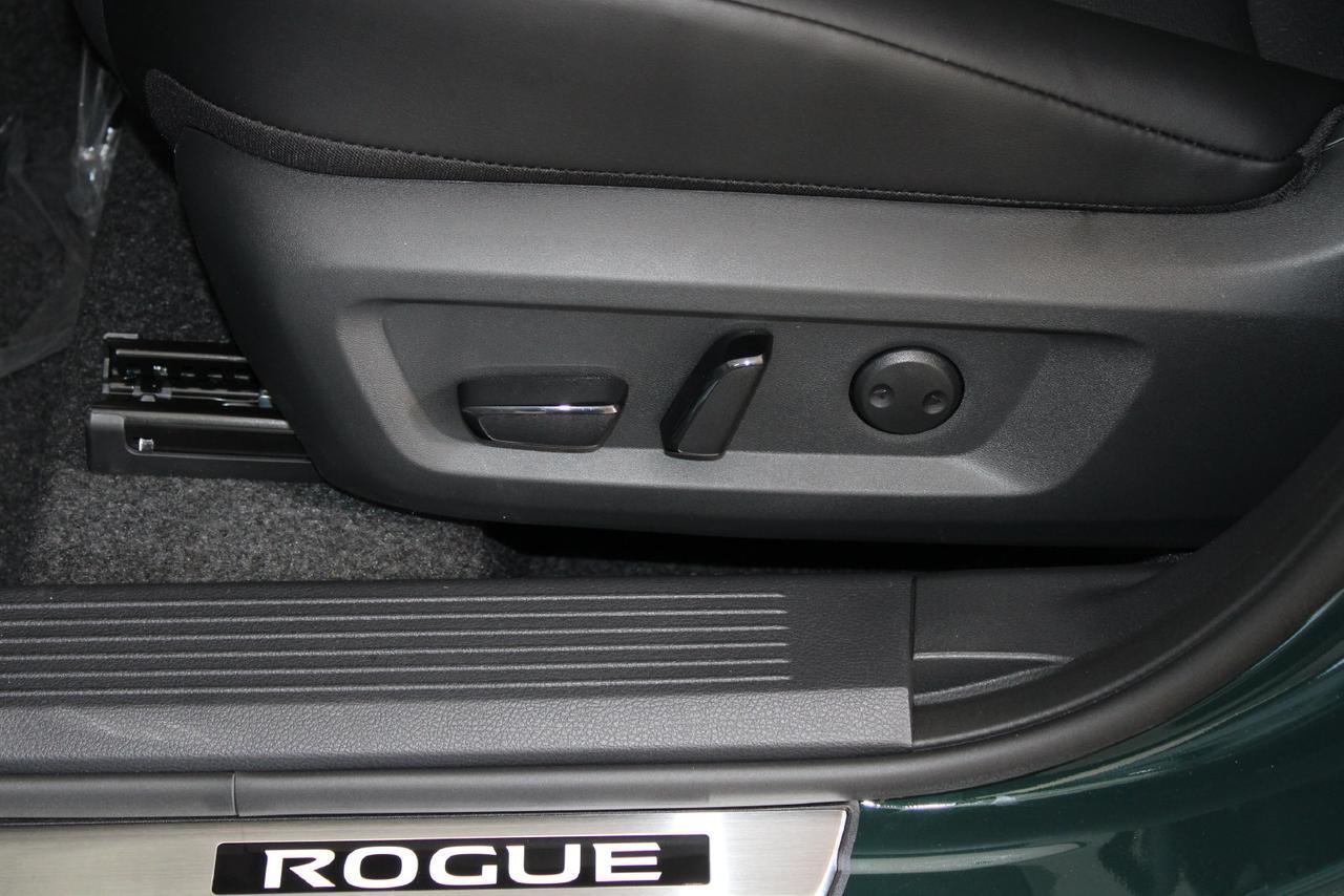 2027 Nissan Rogue Dark Armor Manassas VA