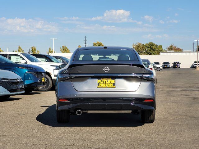 2027 Nissan Sentra SR Roseville CA