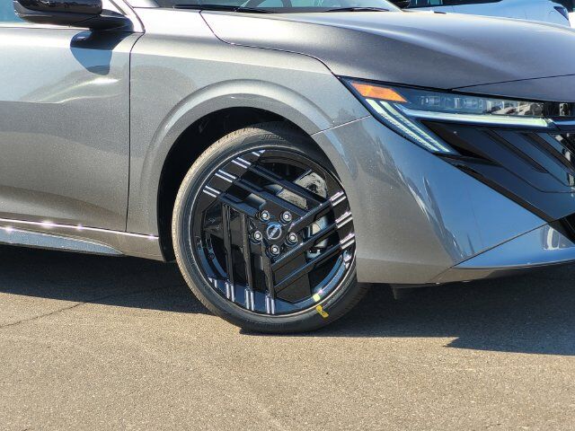 2027 Nissan Sentra SR Roseville CA