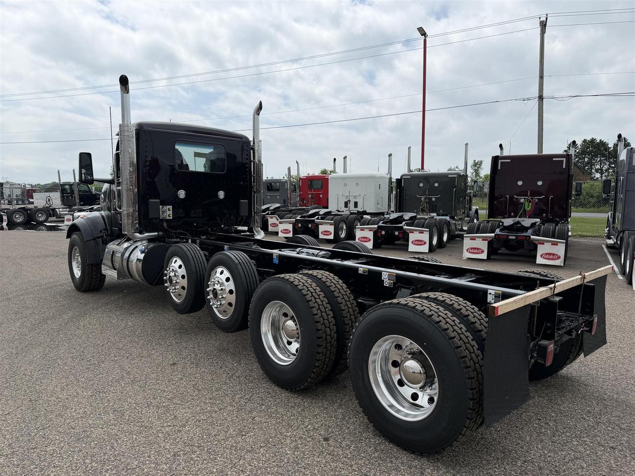 2027 Peterbilt 567 Cab & Chassis