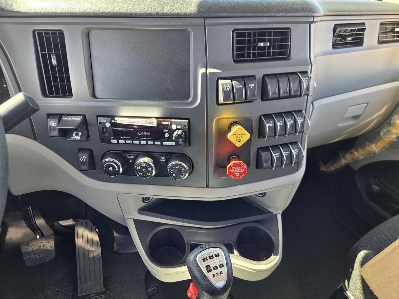 2027 Peterbilt 567 Eau Claire WI