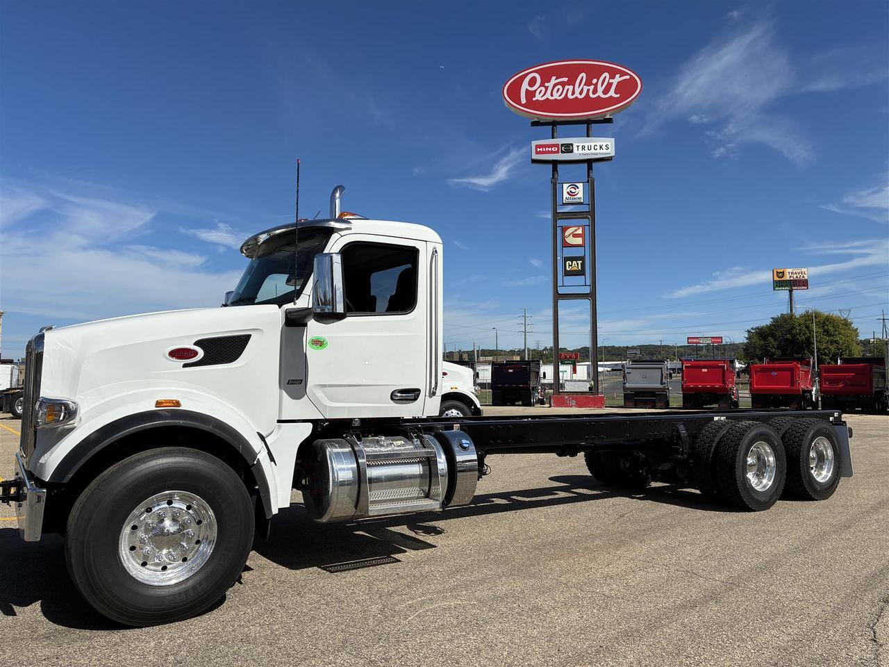 2027 Peterbilt 567 in Rochester, MN — photo 4