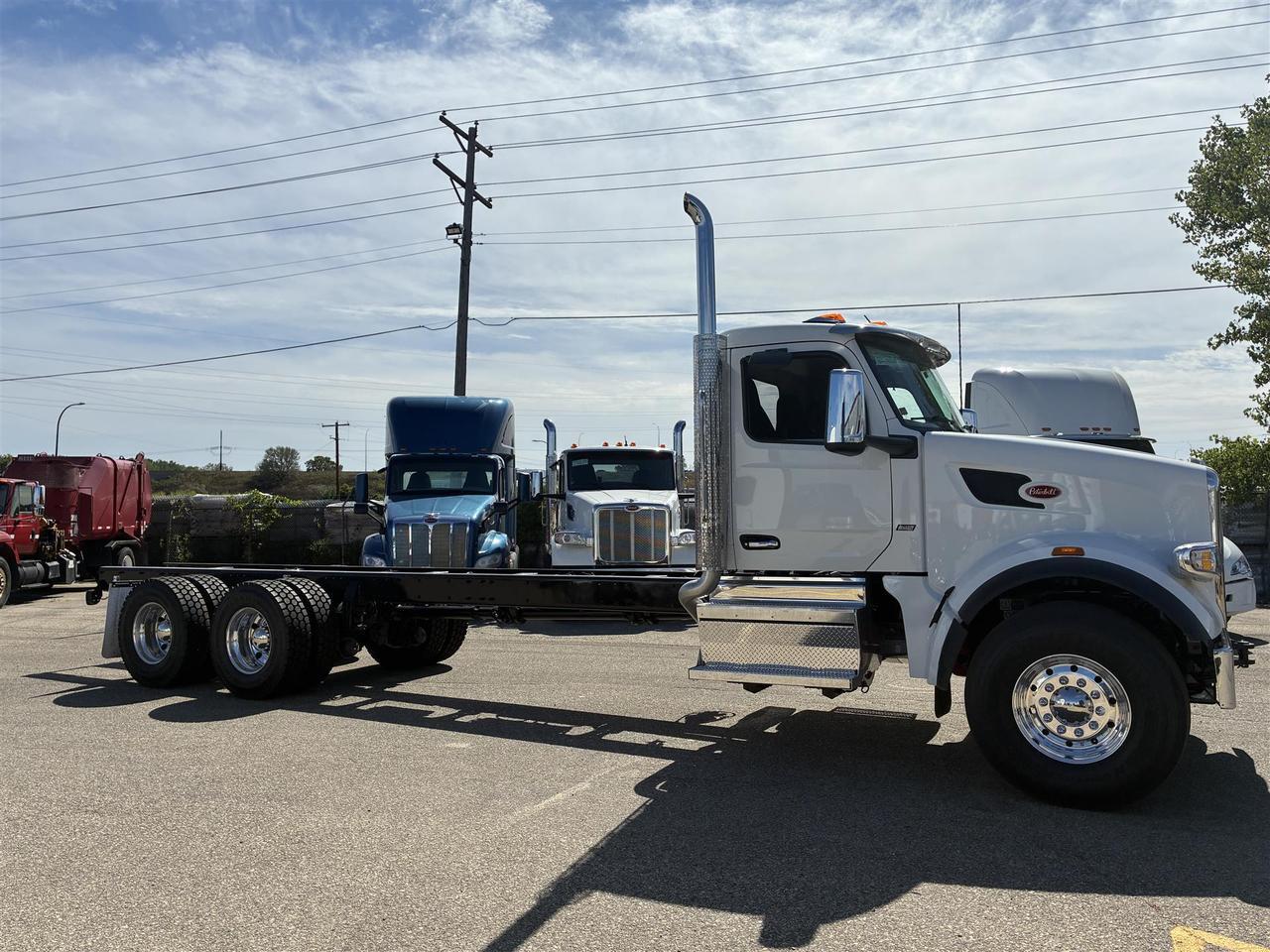 2027 Peterbilt 567 in Rochester, MN — photo 3