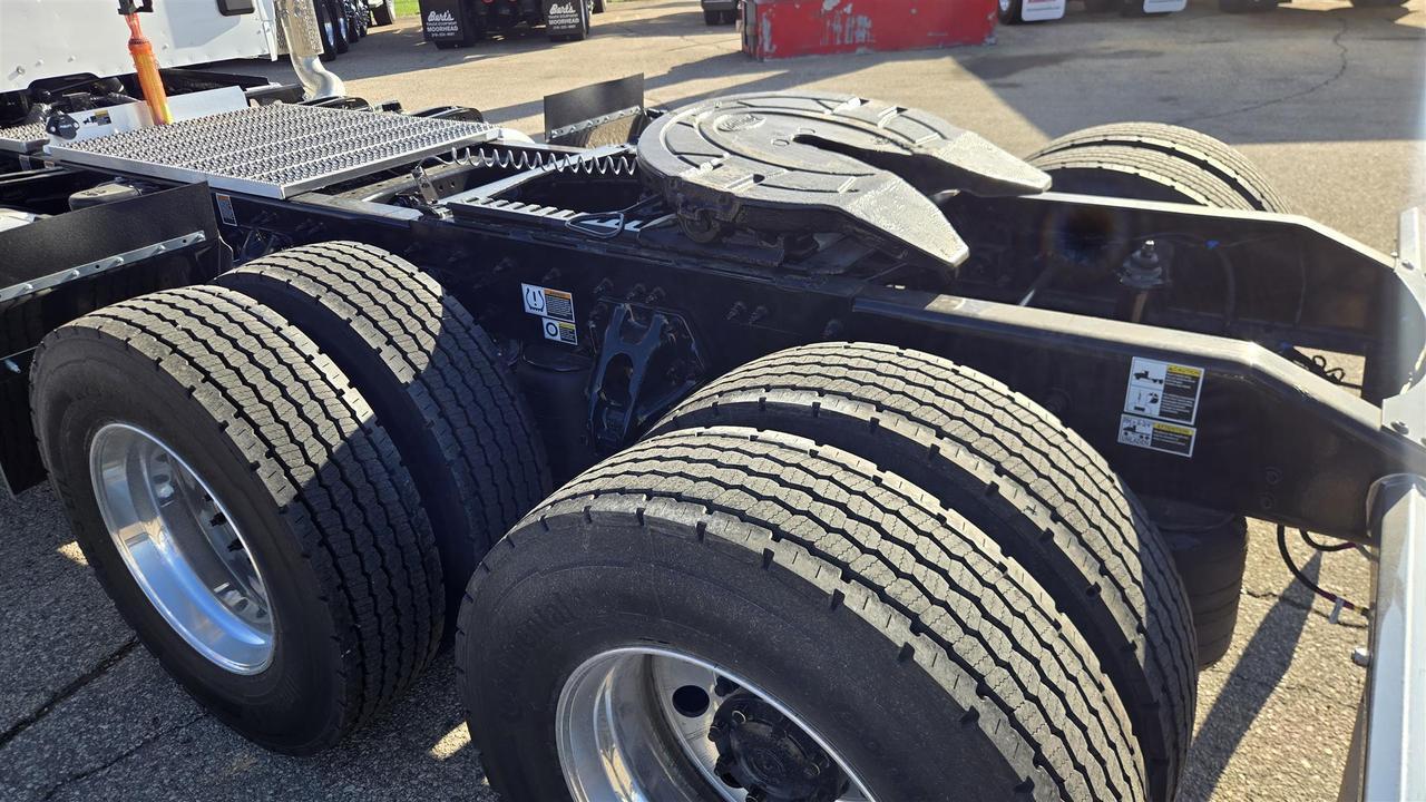 2027 Peterbilt 567 Rochester MN