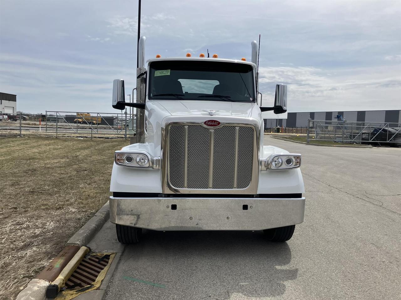 2027 Peterbilt 567 Non-Sleeper