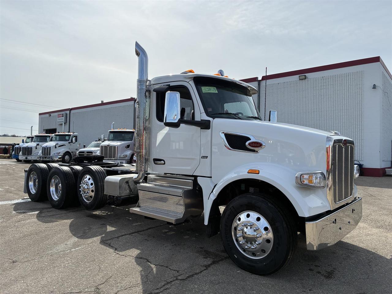 2027 Peterbilt 567 Rochester MN