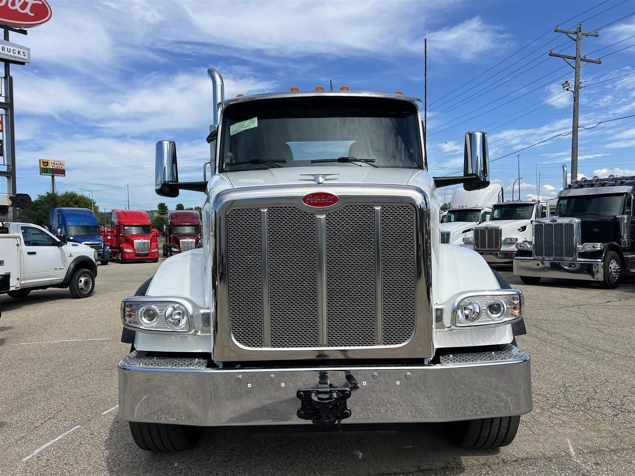 2027 Peterbilt 567 in Fargo, ND — photo 6