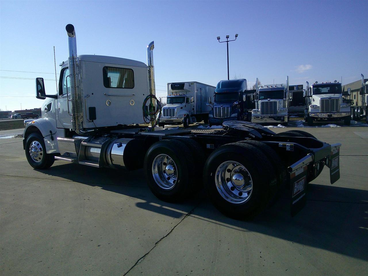 2027 Peterbilt 567 Fargo ND