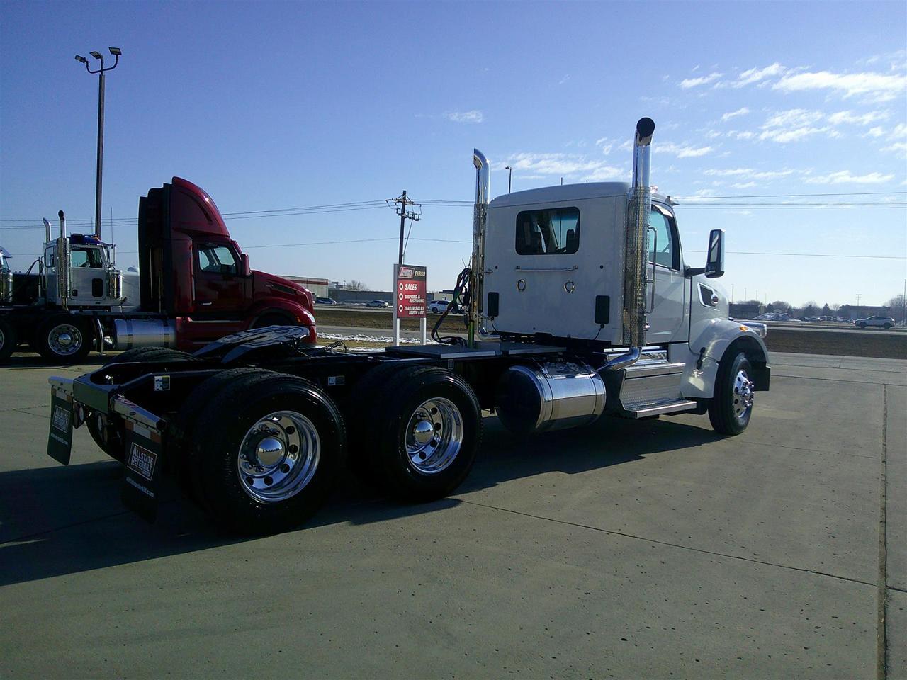2027 Peterbilt 567 Fargo ND