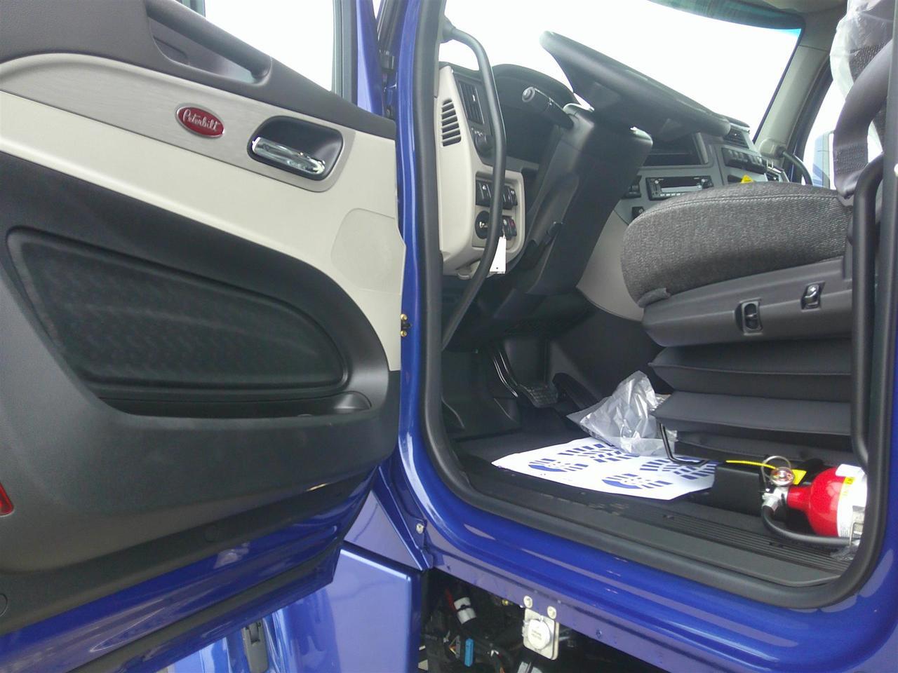 2027 Peterbilt 567 Fargo ND