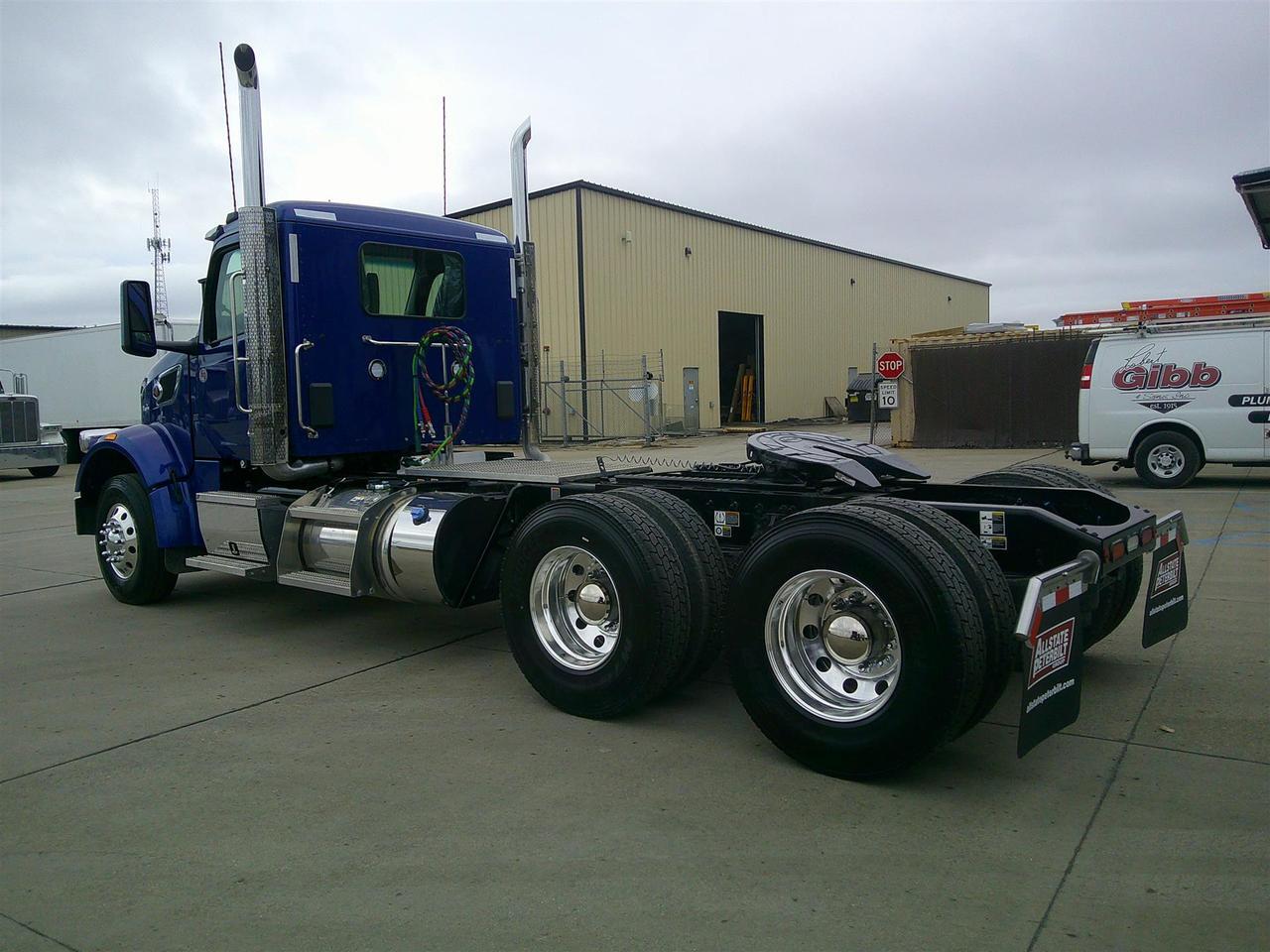 2027 Peterbilt 567 Fargo ND