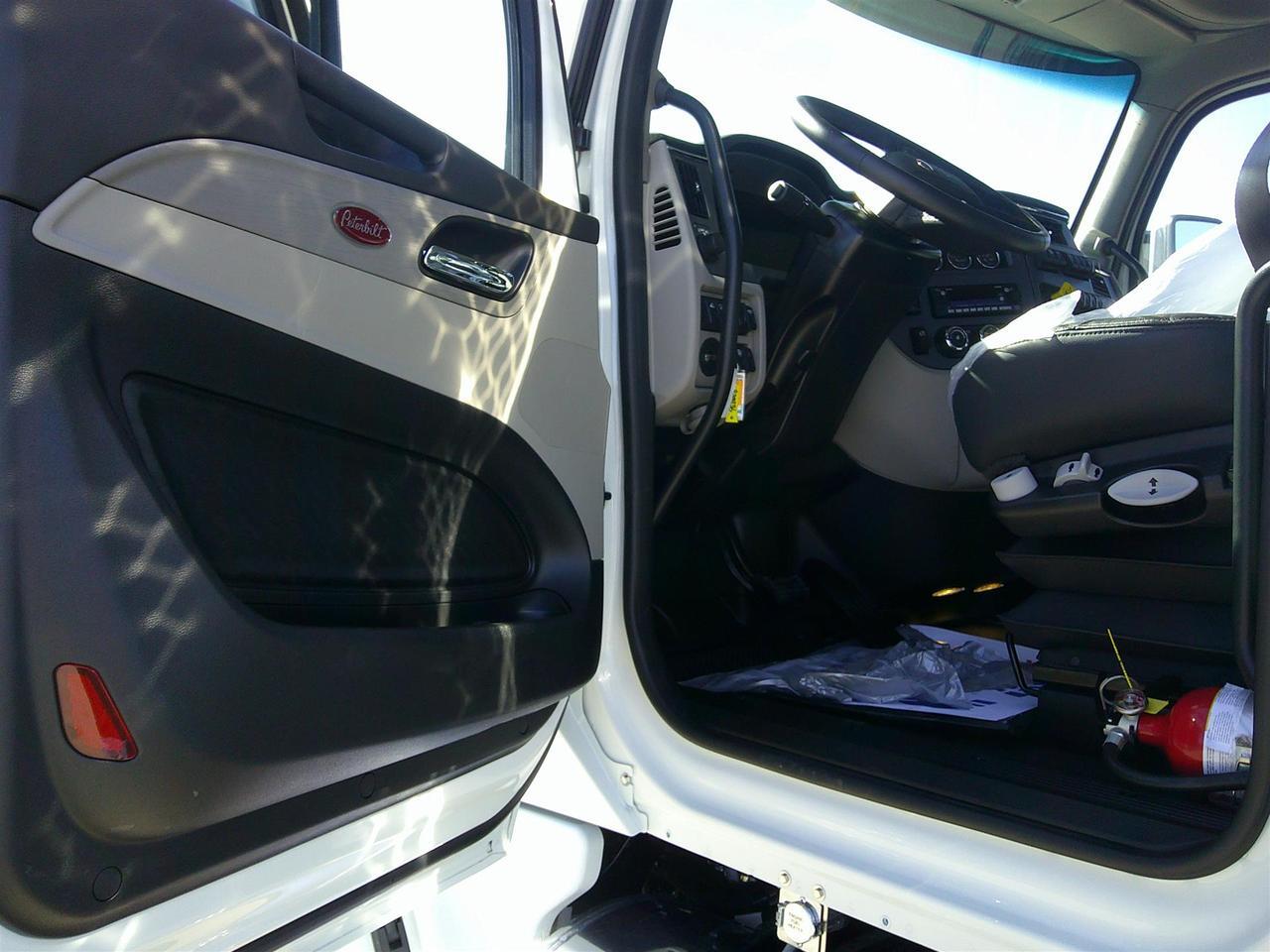 2027 Peterbilt 567 Fargo ND