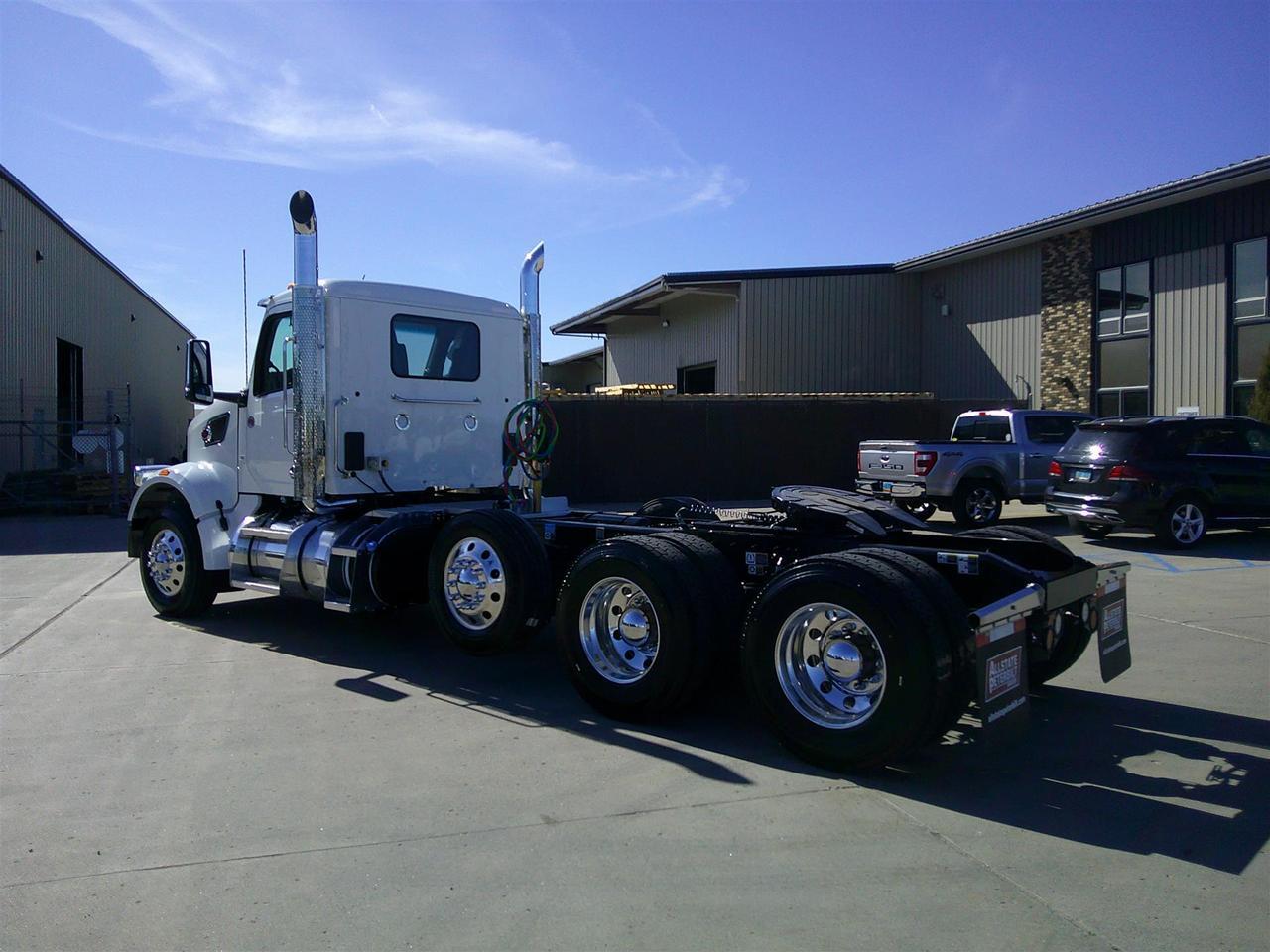 2027 Peterbilt 567 Fargo ND