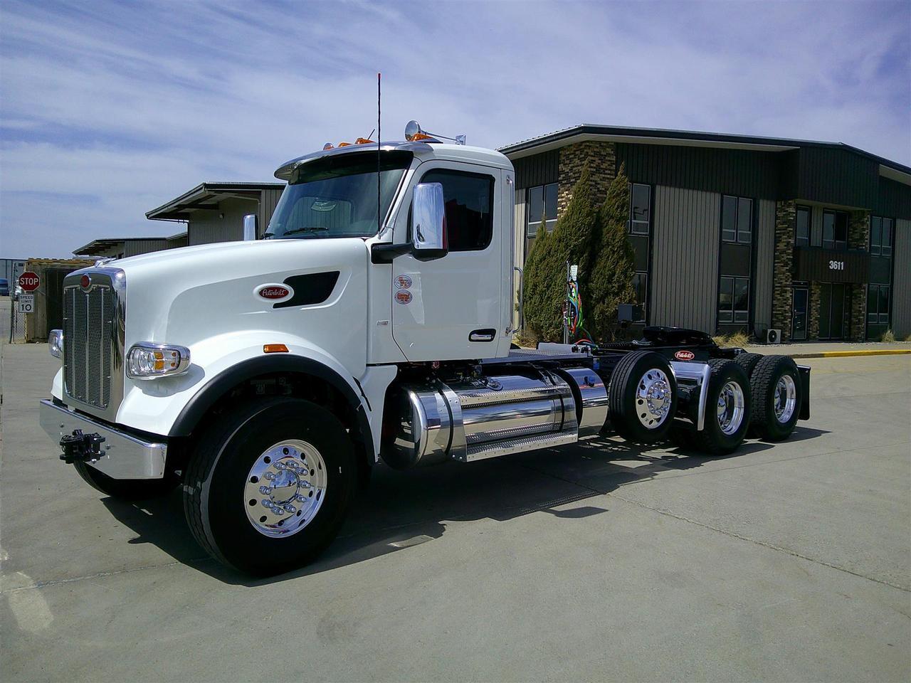2027 Peterbilt 567 Non-Sleeper