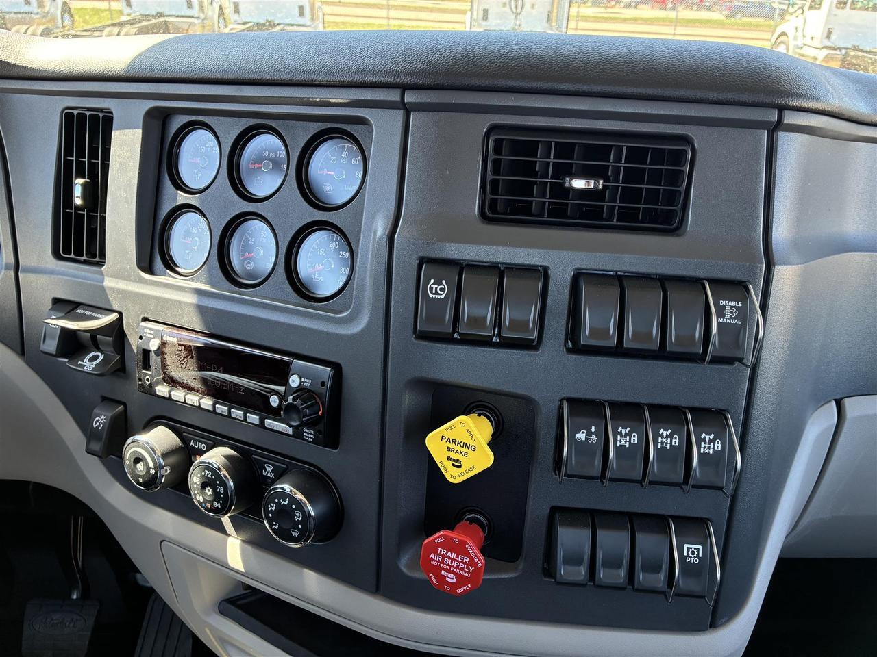 2027 Peterbilt 567 South St. Paul MN