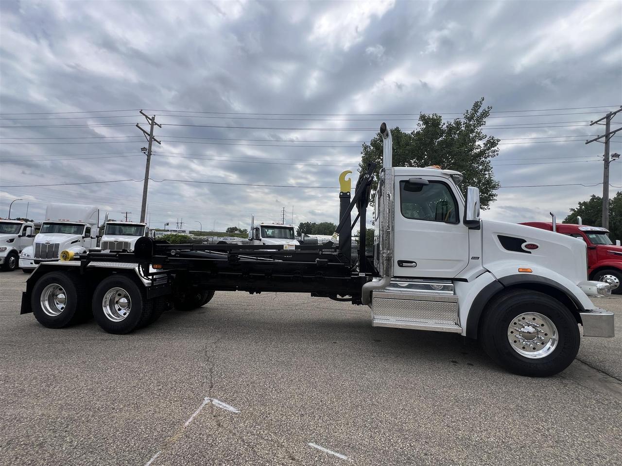 2027 Peterbilt 567 South St. Paul MN