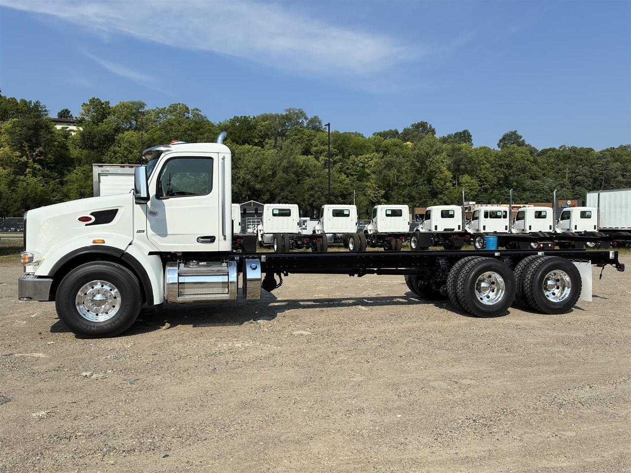2027 Peterbilt 567 Cab & Chassis