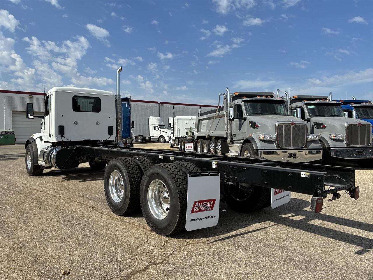 2027 Peterbilt 567 in South St. Paul, MN — photo 4