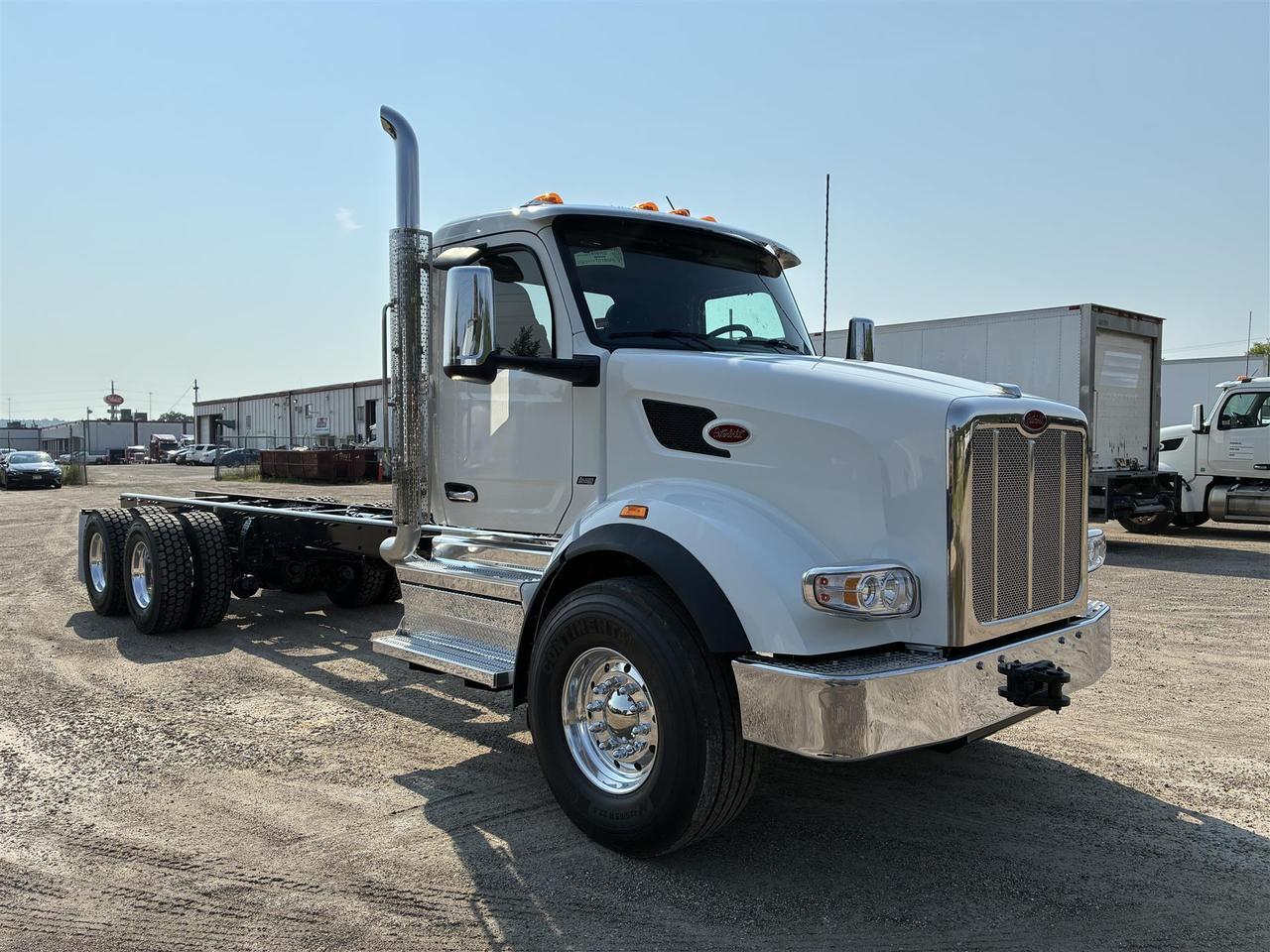 2027 Peterbilt 567 in South St. Paul, MN — photo 7