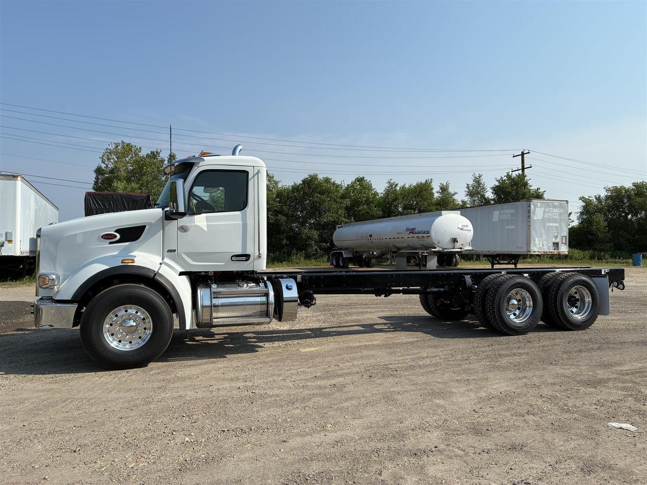 2027 Peterbilt 567 Cab & Chassis