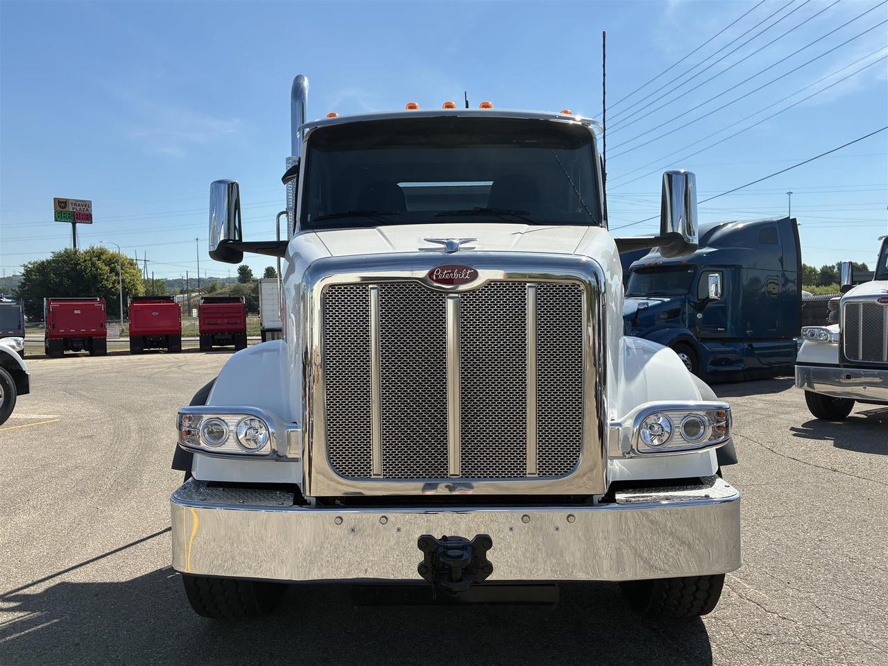 2027 Peterbilt 567 Roll-Off