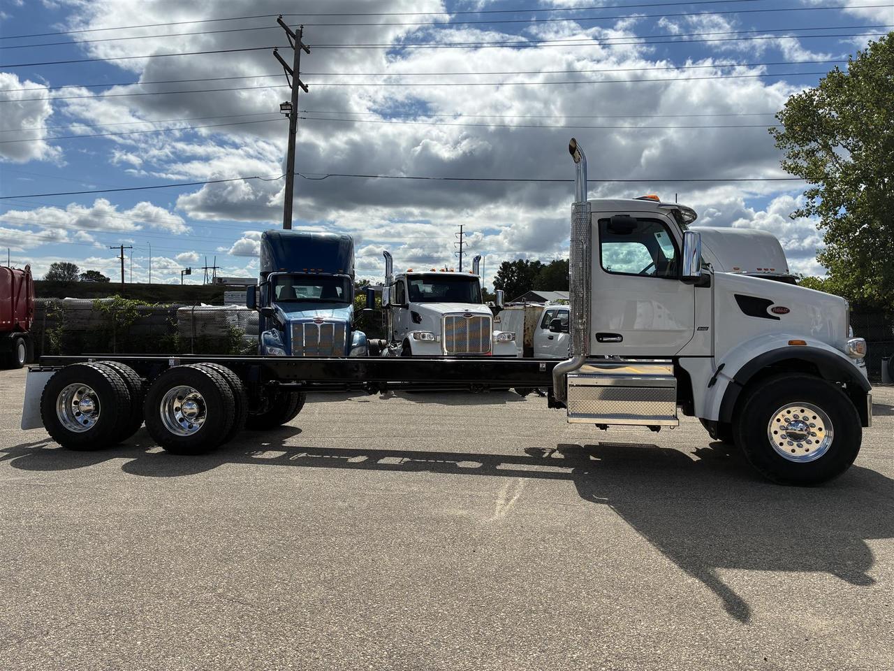 2027 Peterbilt 567 South St. Paul MN