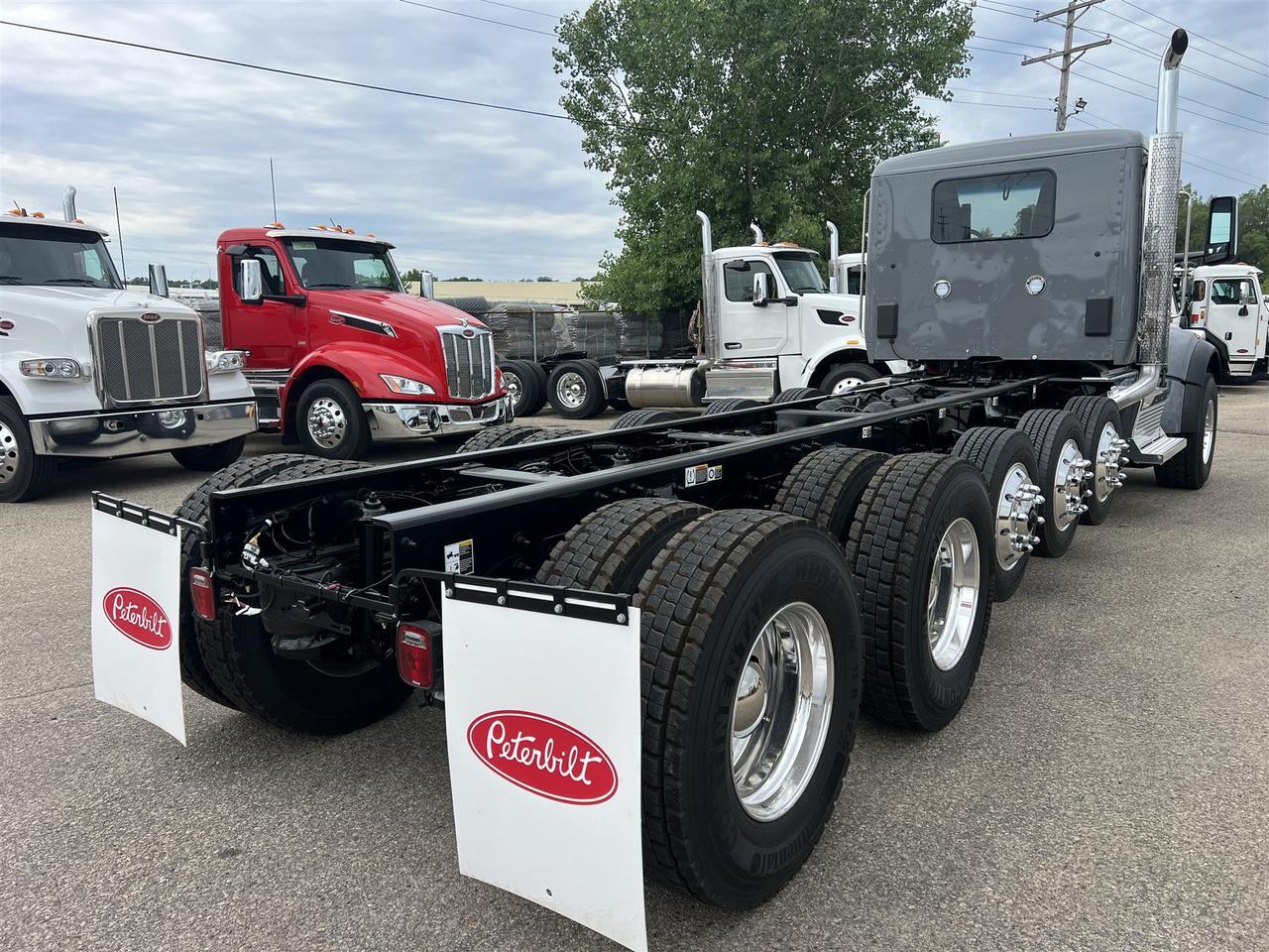 2027 Peterbilt 567 South St. Paul MN