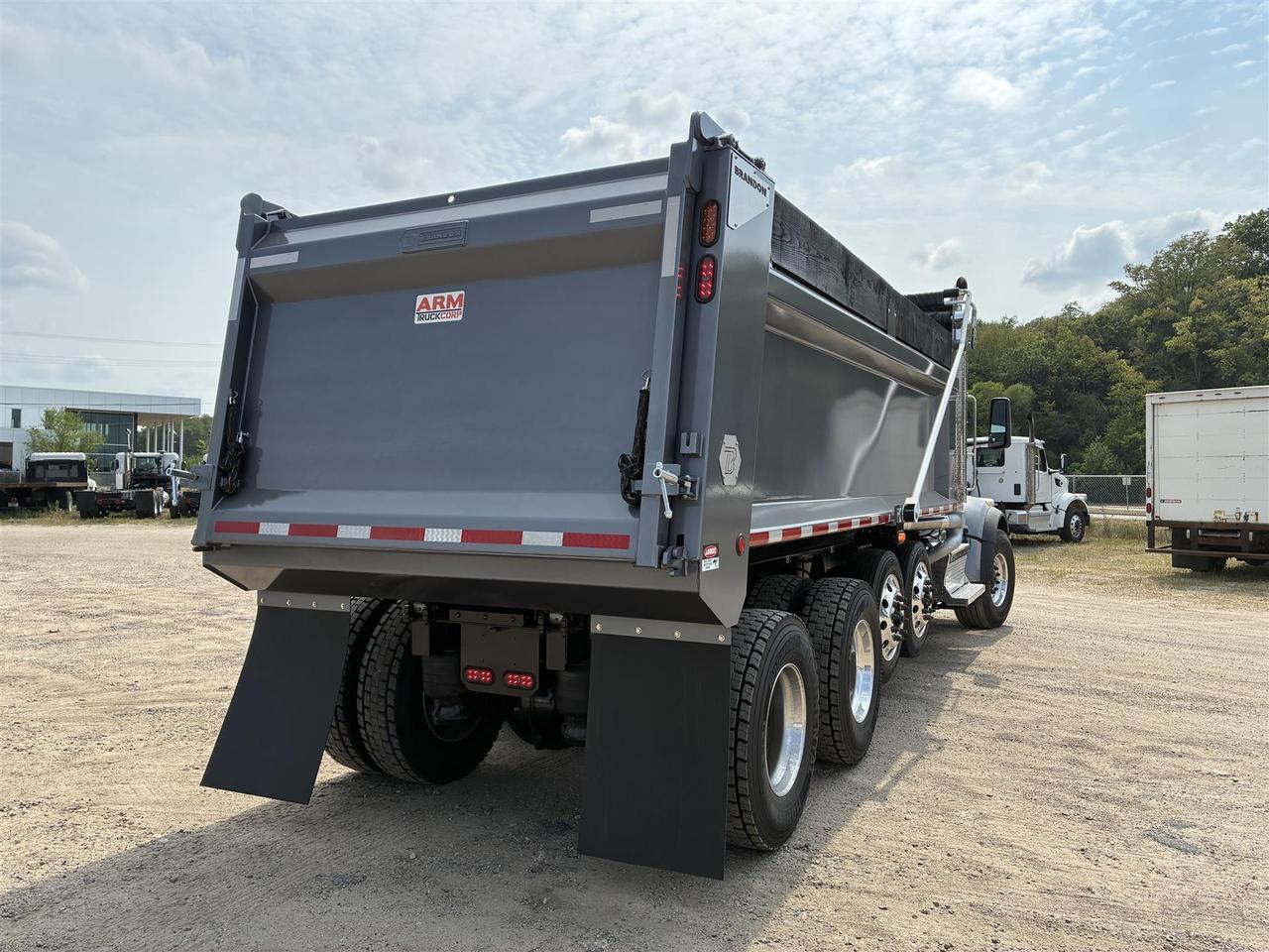 2027 Peterbilt 567 South St. Paul MN