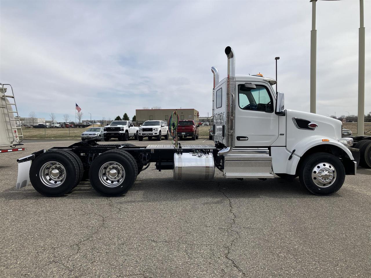 2027 Peterbilt 567 South St. Paul MN