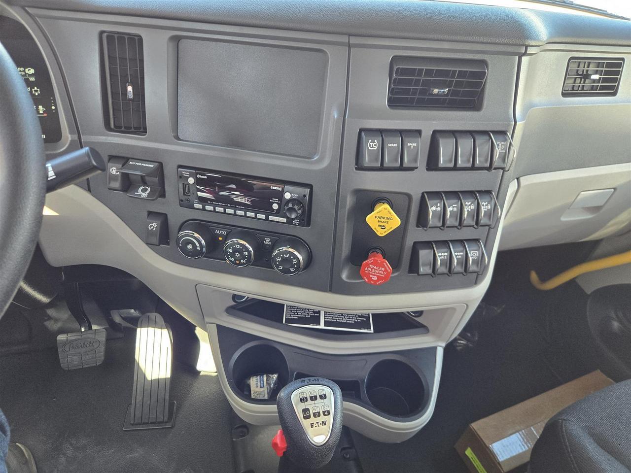 2027 Peterbilt 567 South St. Paul MN