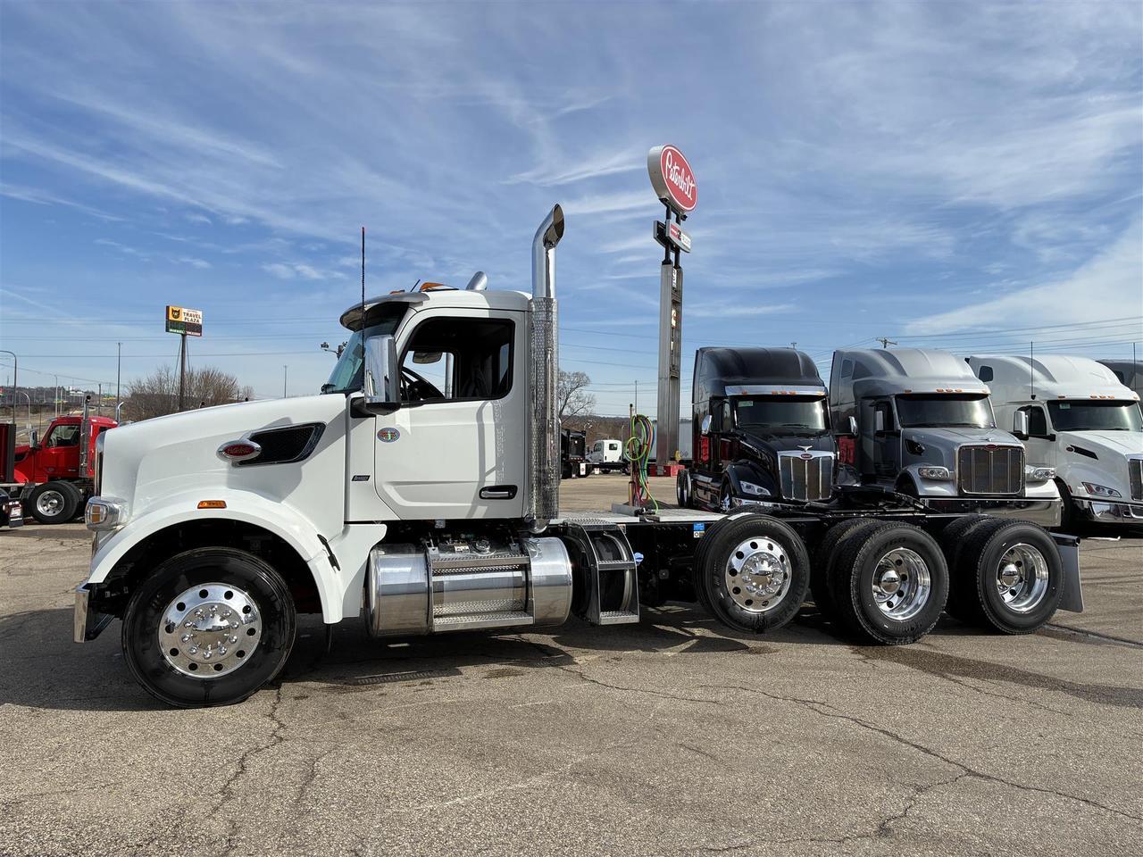 2027 Peterbilt 567 Non-Sleeper