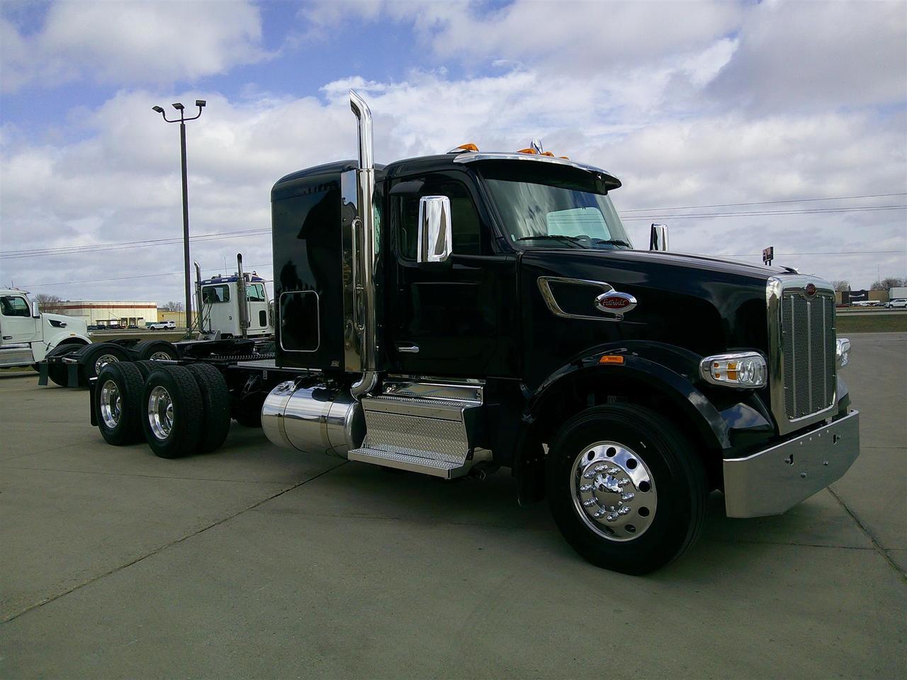 2027 Peterbilt 567 Sleeper