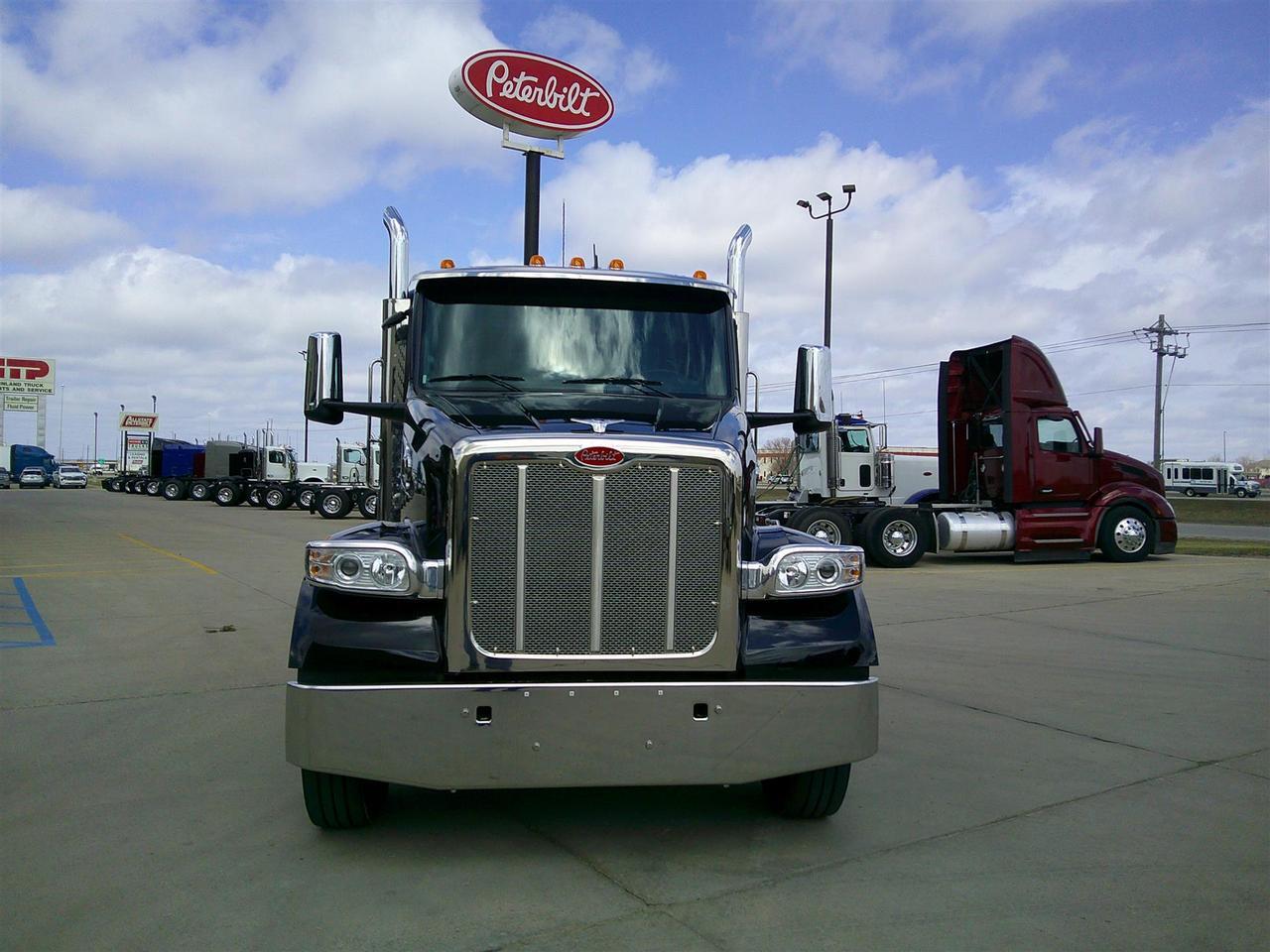 2027 Peterbilt 567 Sleeper