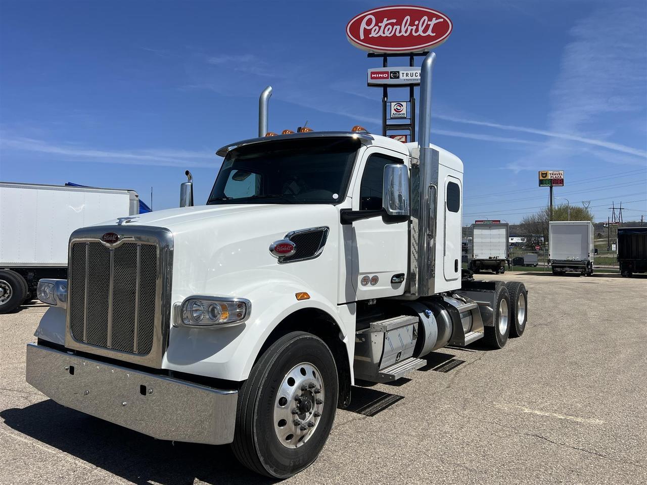 2027 Peterbilt 567 Sleeper