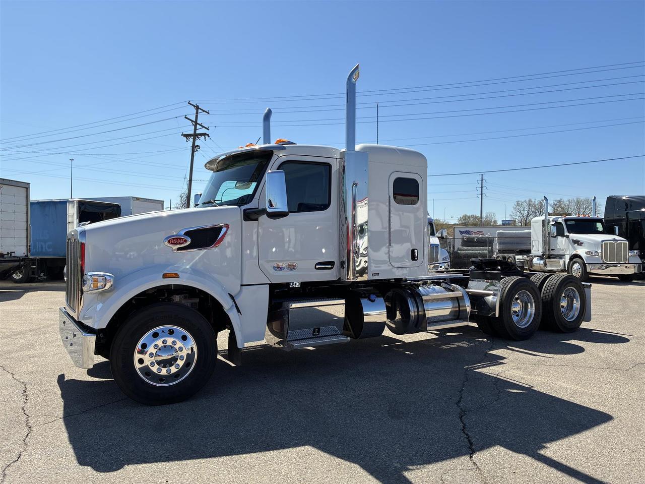 2027 Peterbilt 567 Sleeper