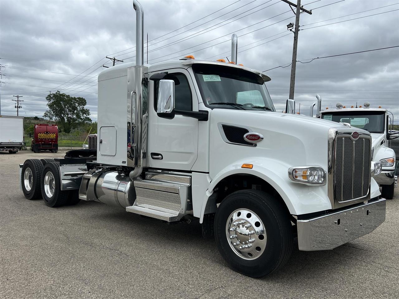 2027 Peterbilt 567 Sleeper