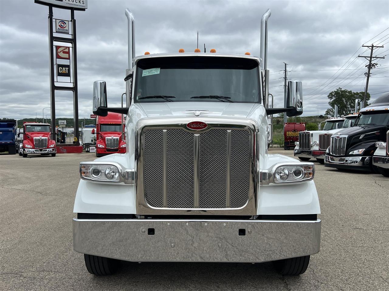 2027 Peterbilt 567 Sleeper