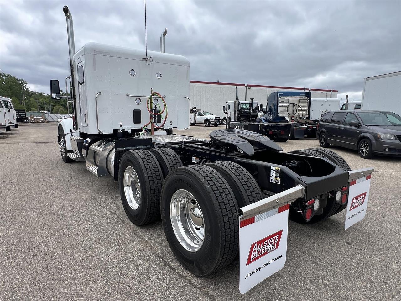 2027 Peterbilt 567 58" Low Roof South St. Paul MN