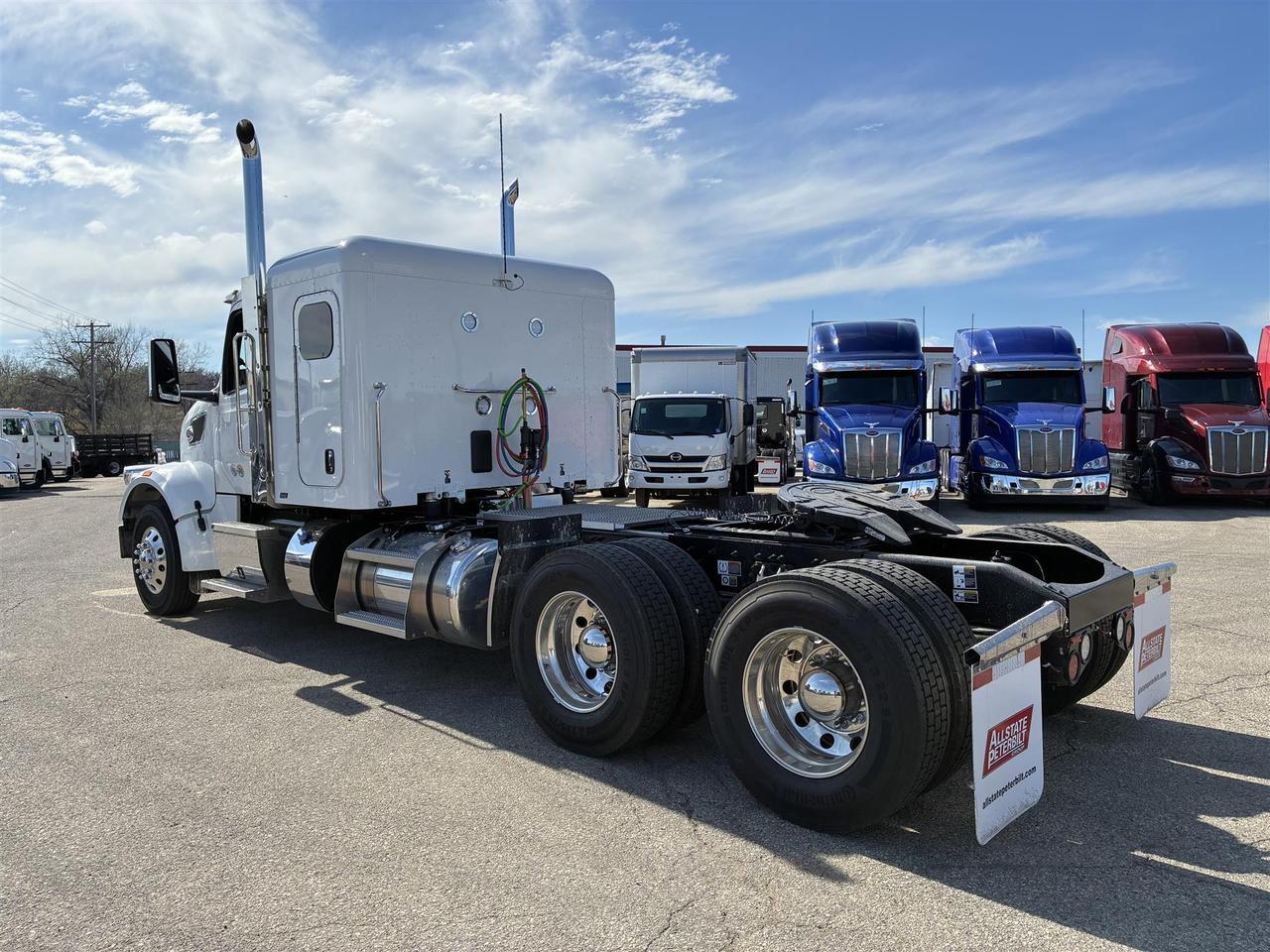 2027 Peterbilt 567 Sleeper
