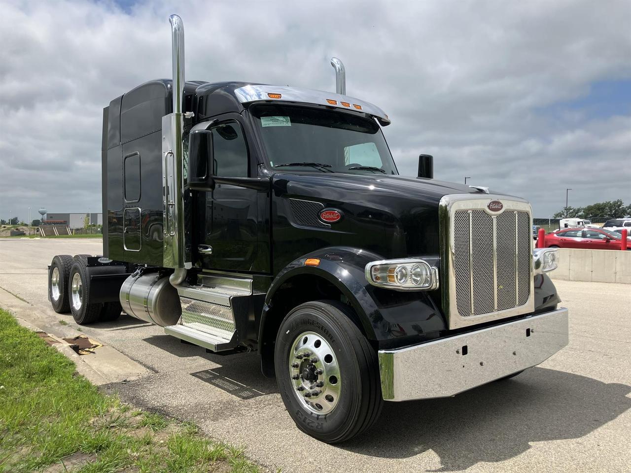 2027 Peterbilt 567 Sleeper