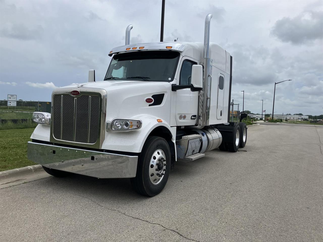 2027 Peterbilt 567 Sleeper