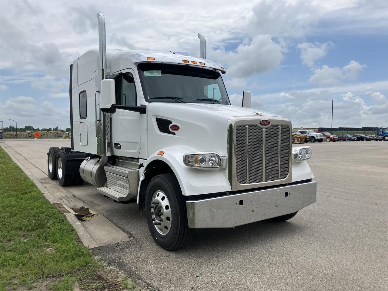 2027 Peterbilt 567 72" High Roof Rochester MN