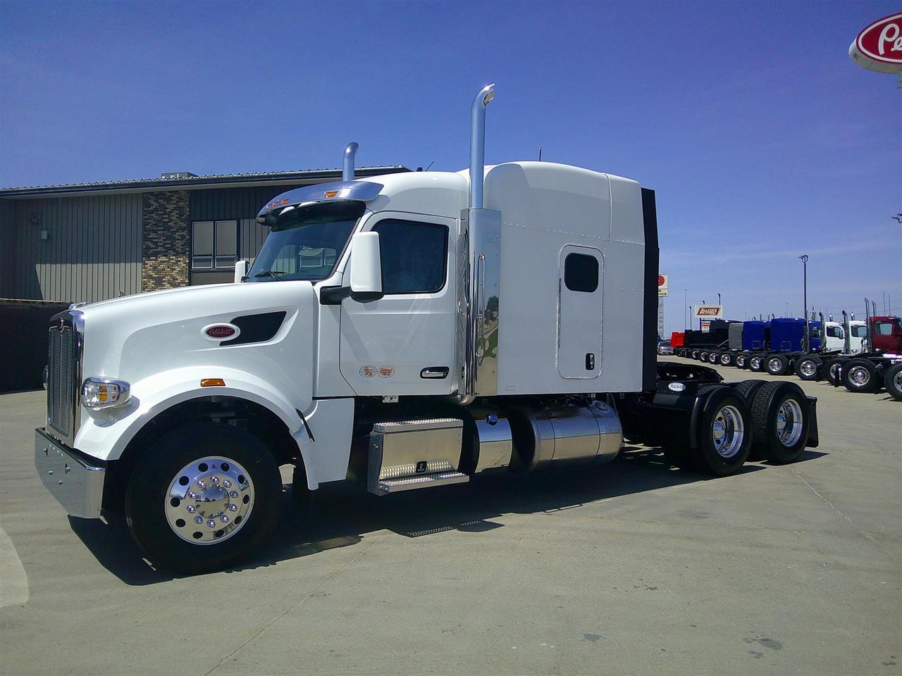 2027 Peterbilt 567 Sleeper