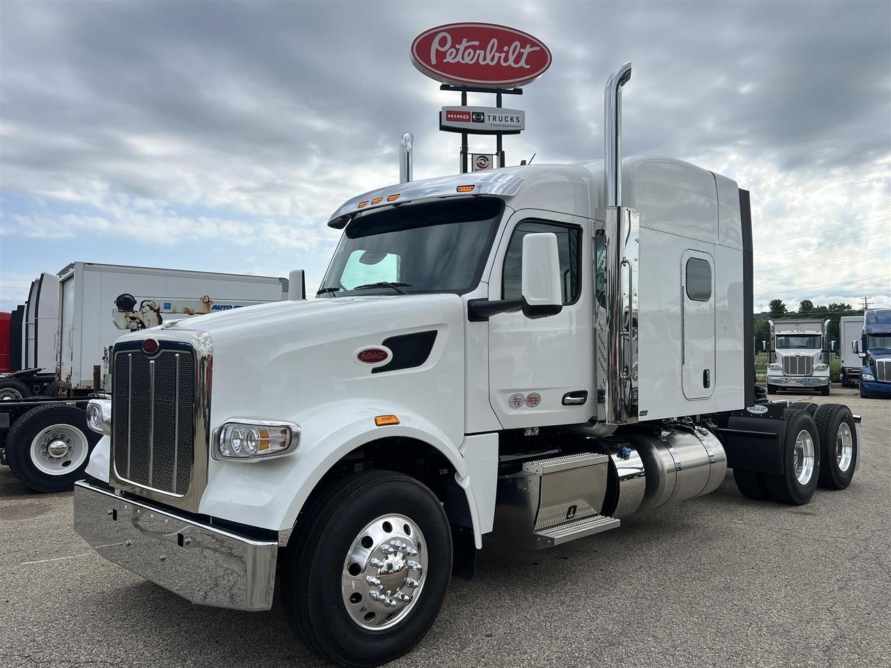 2027 Peterbilt 567 Sleeper