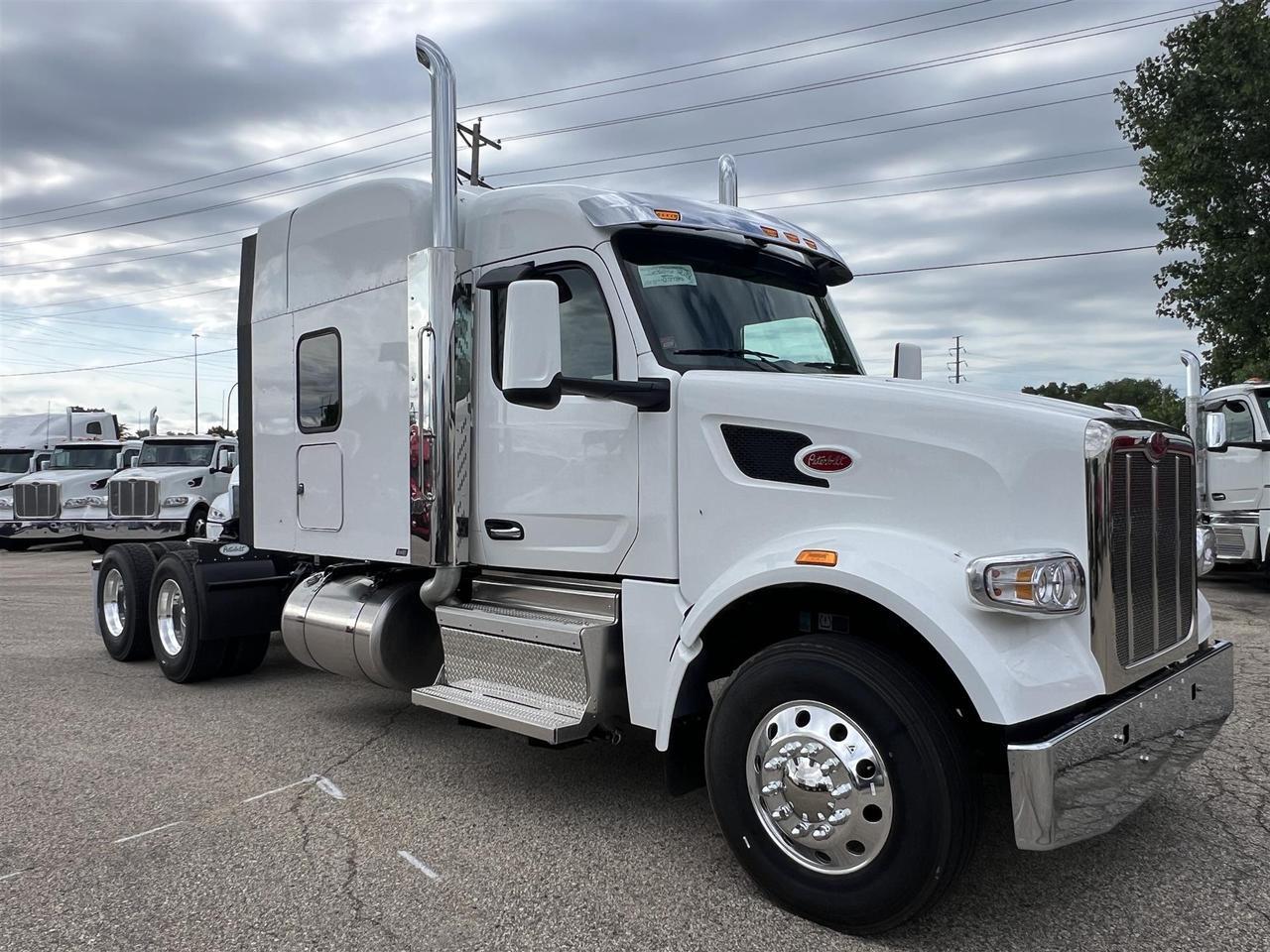 2027 Peterbilt 567 in South St. Paul, MN — photo 3